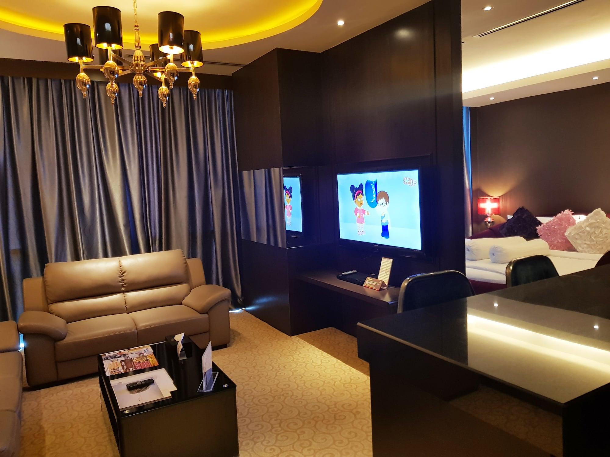 KSL Hotel&Resort Johor Bahru Exterior foto A room at the hotel