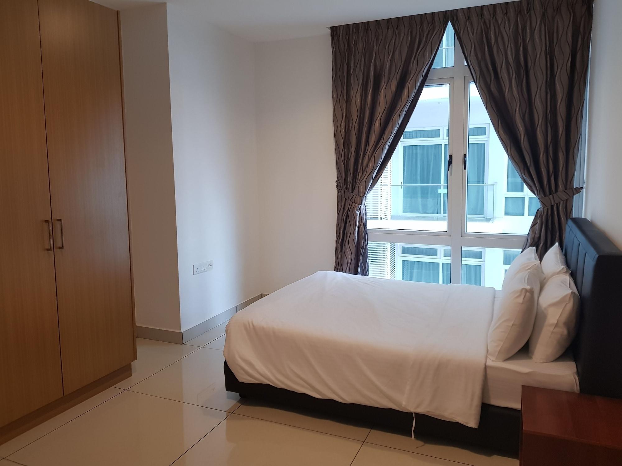 KSL Hotel&Resort Johor Bahru Exterior foto A bedroom in a condominium
