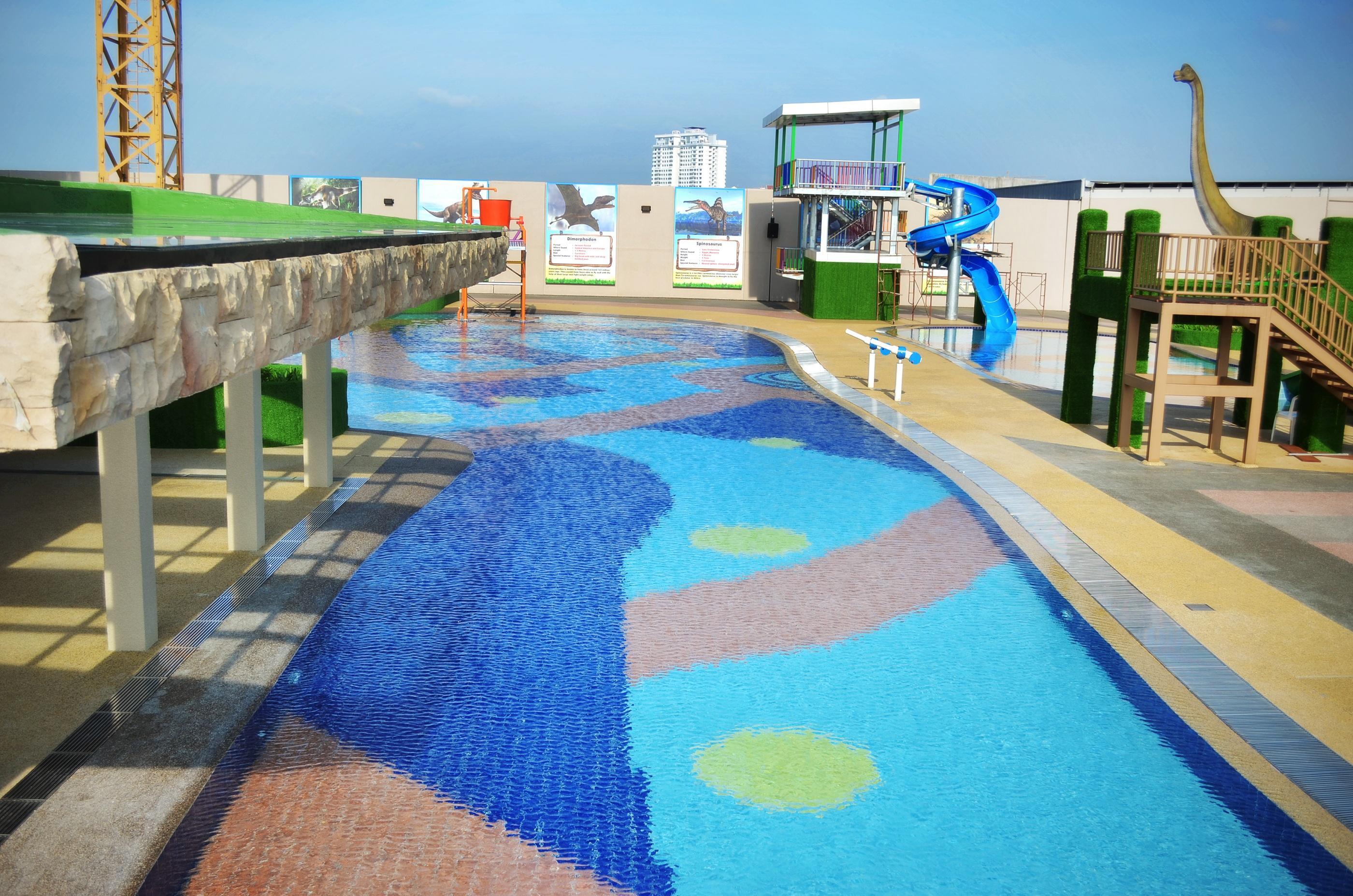 KSL Hotel&Resort Johor Bahru Exterior foto The park's swimming pool